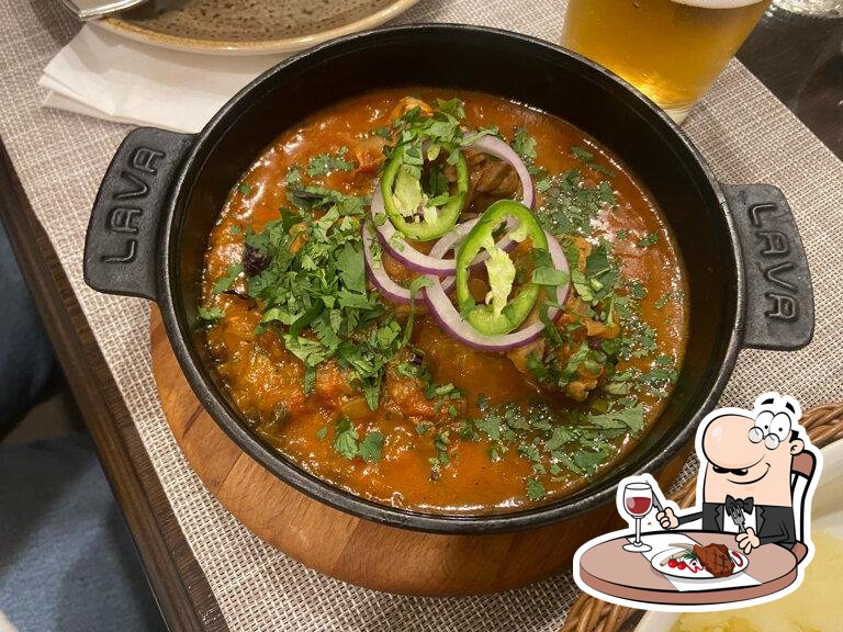 "Добрый Грузин" предлагает мясные блюда.