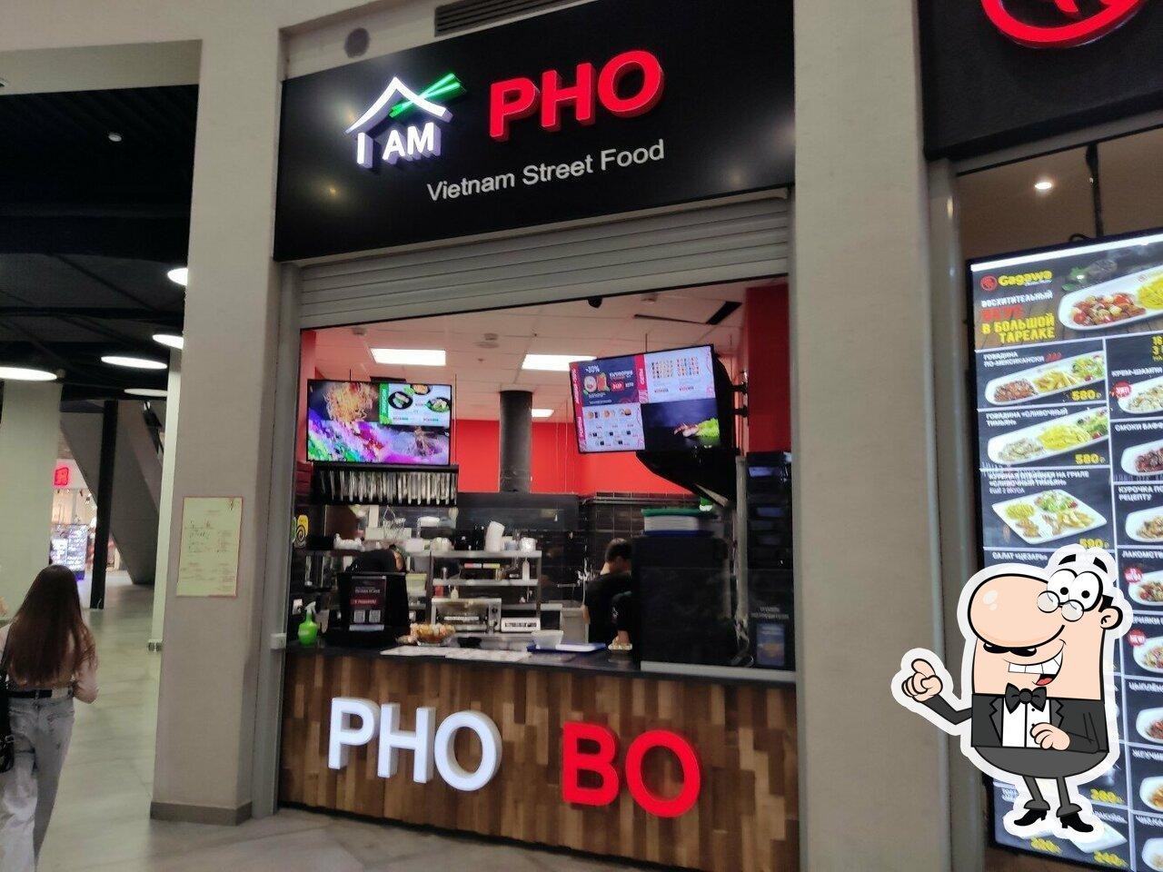 Забронируйте столик в "I am pho".