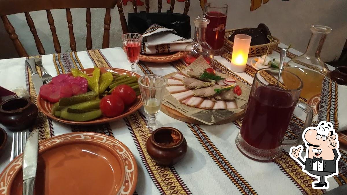 Забронируйте столик в "Корчма".