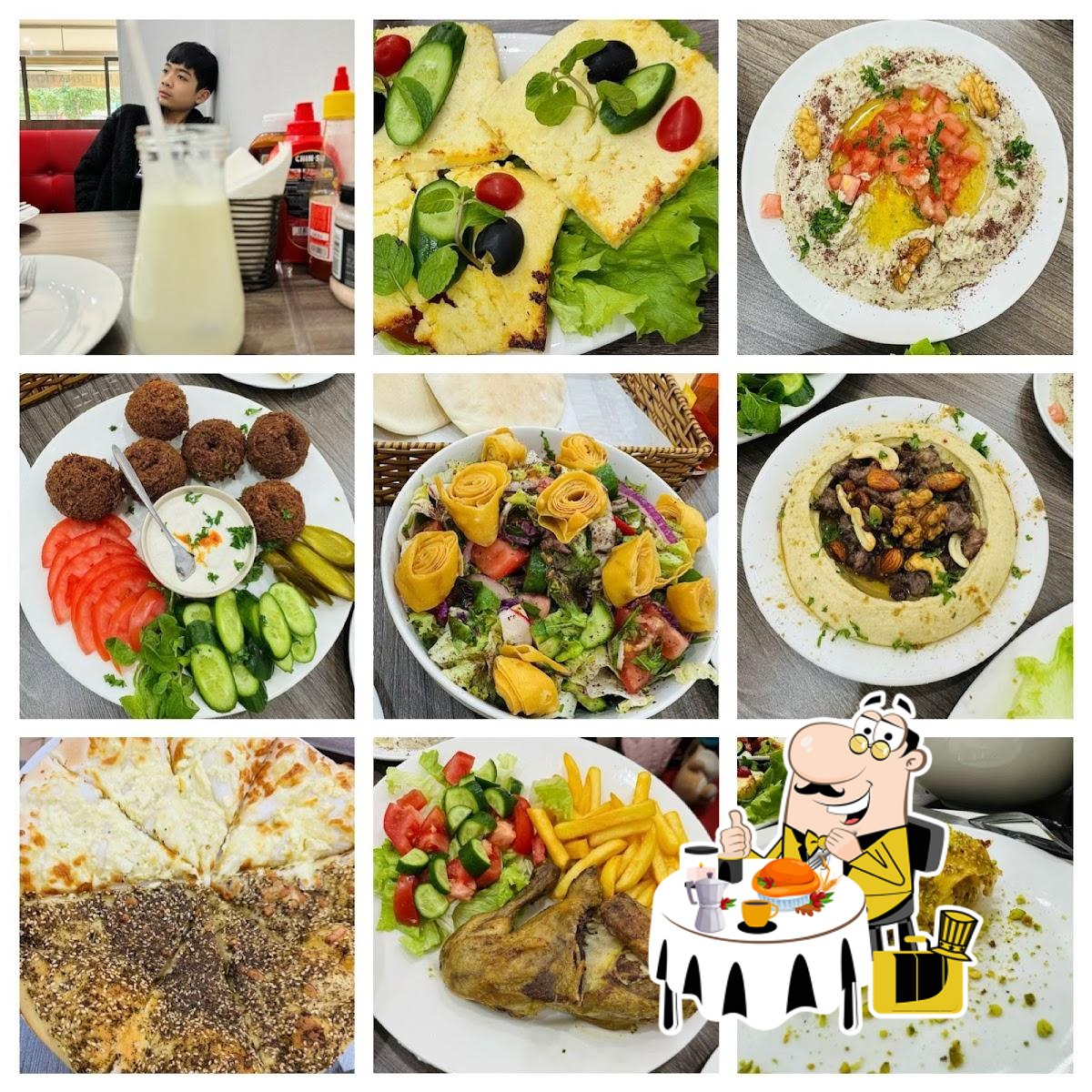 Еда в "Villa Cedars lebanese International Food halal"