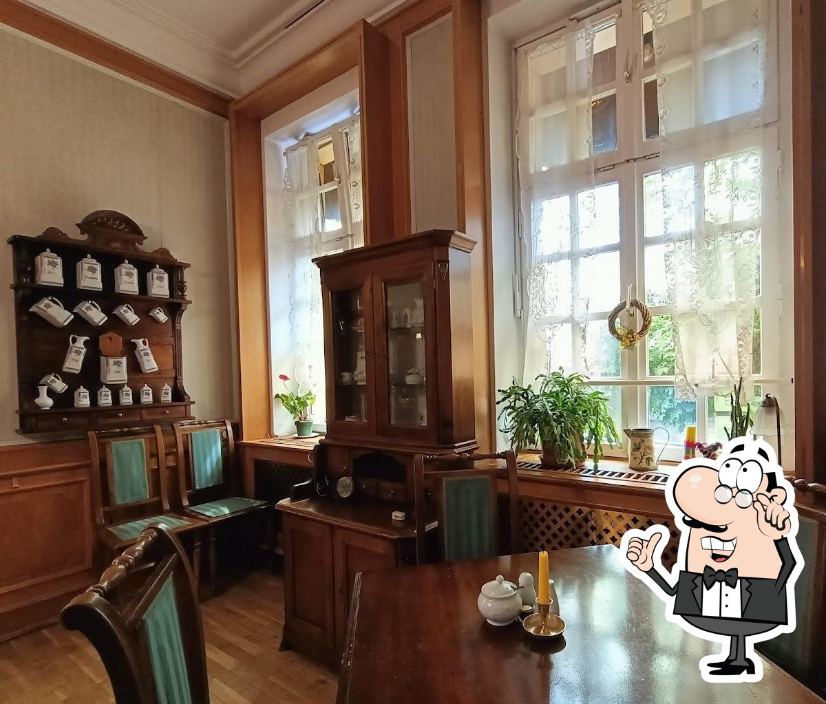 Забронируйте столик в "Ephraims".