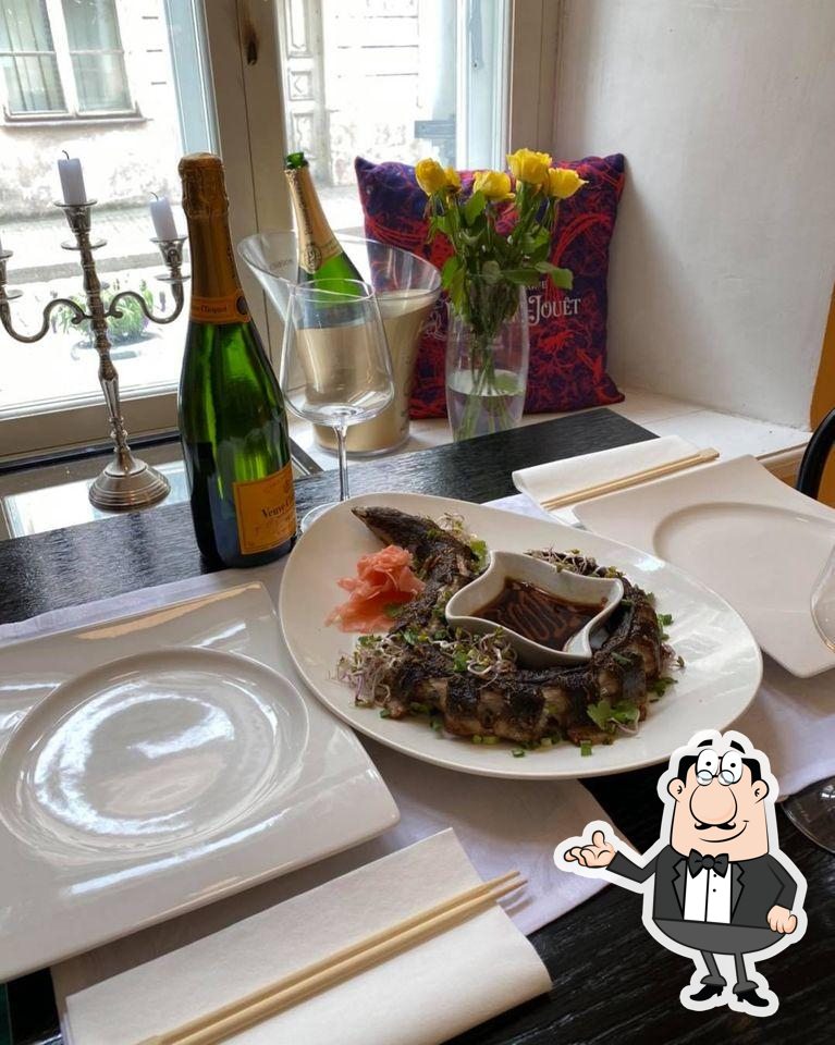 Забронируйте столик в "Kagerou Ramen Restaurant and Bar".