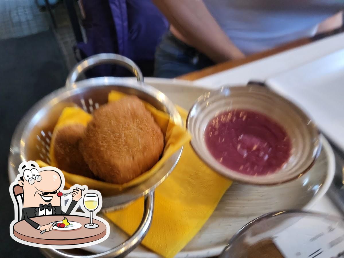 Еда в "Foodoo Botanic Bistrot"