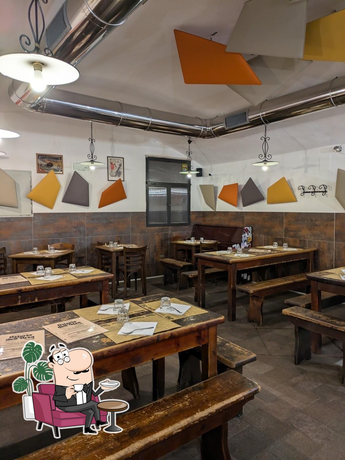 Интерьер "Osteria dell'Orsa".