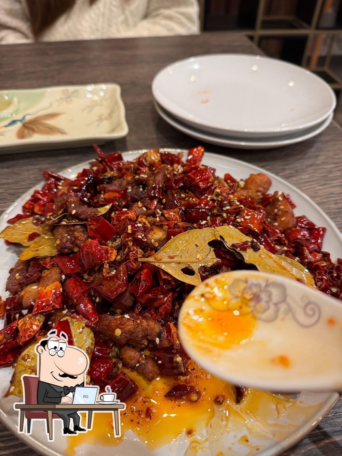Забронируйте столик в "汉閣饭店".