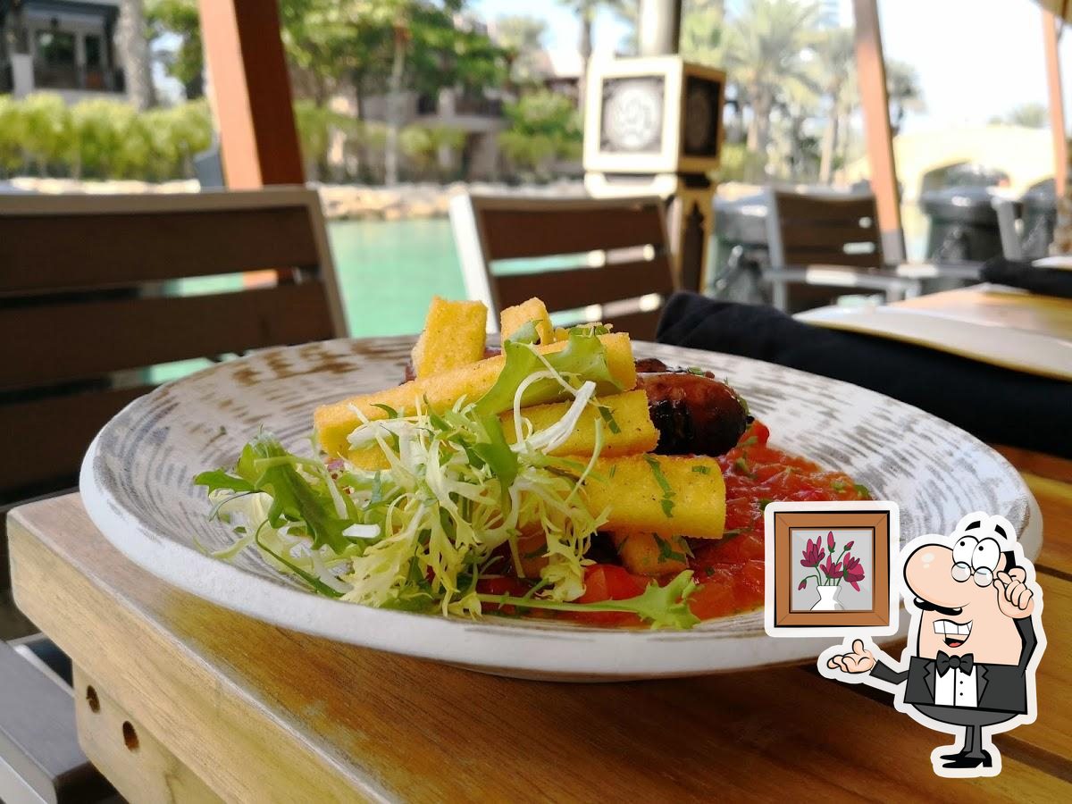 Забронируйте столик в "The Meat Co. Souk Madinat Jumeirah".