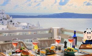 Top 5 fantastic restaurants to visit in Santorini, Greece