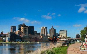Top 5 sights & best restaurants for you in Minneapolis, Minnesota