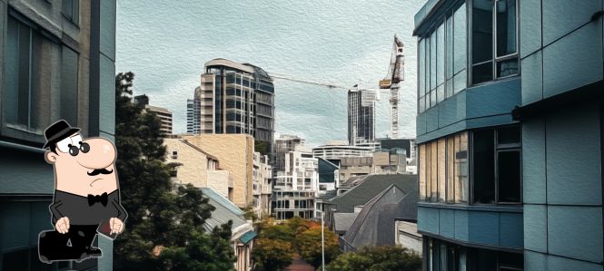 Moving to New Zealand: Challenges & best budget eats in Auckland