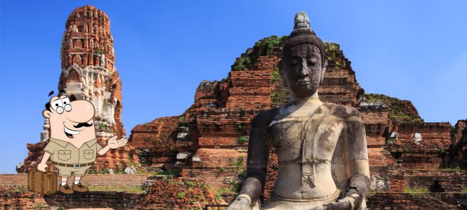 Best day trips from Bangkok, Thailand for temples, markets and local food