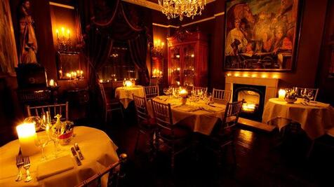 Романтическая атмосфера