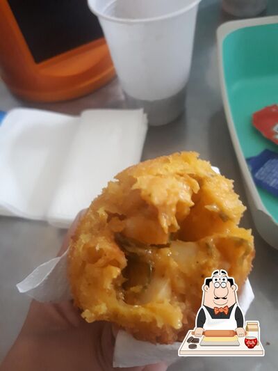 Dolccini serve uma variedade de pratos doces