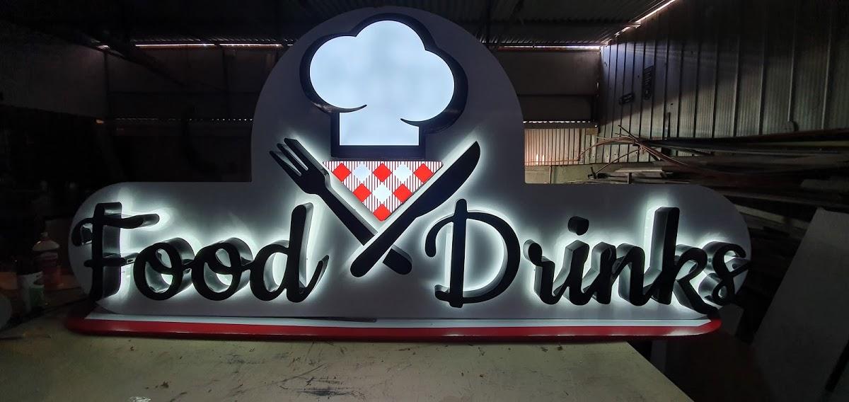 Food & Drinks