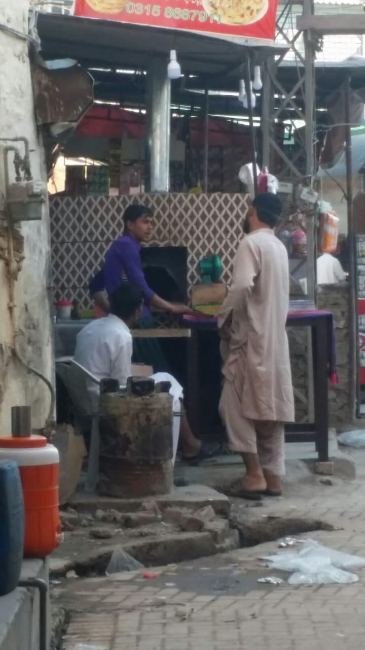 Khan Naan Chapati House خان نان چپاتی ہائوس