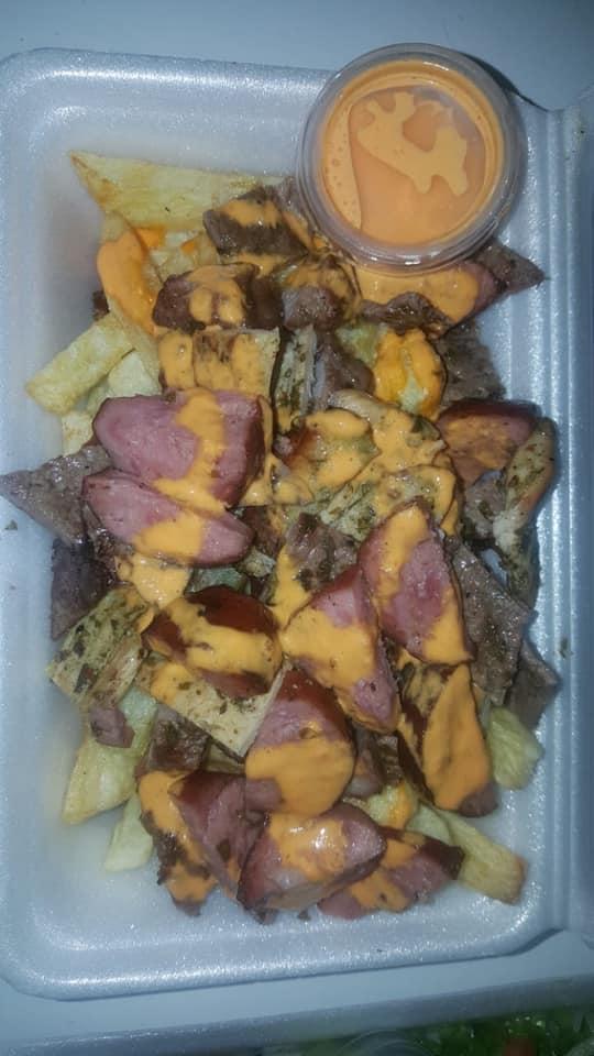 Yoyo Asadero, Pikeos & Bar