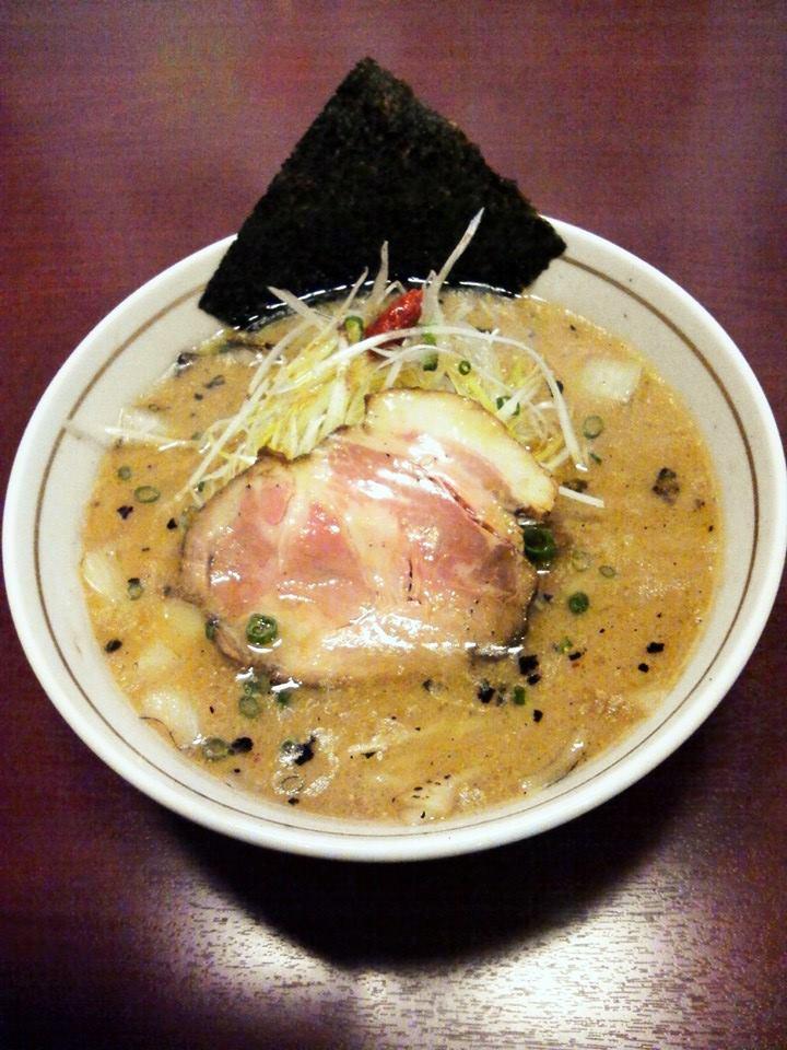 麺処　暁　（めんどころ　あかつき）