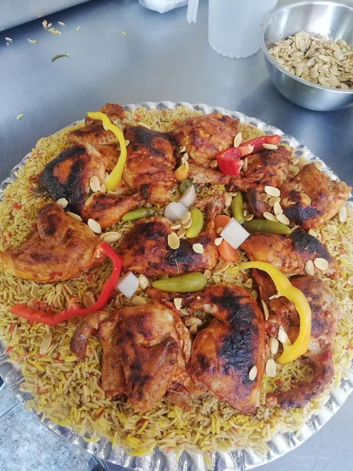 مطعم العمله
