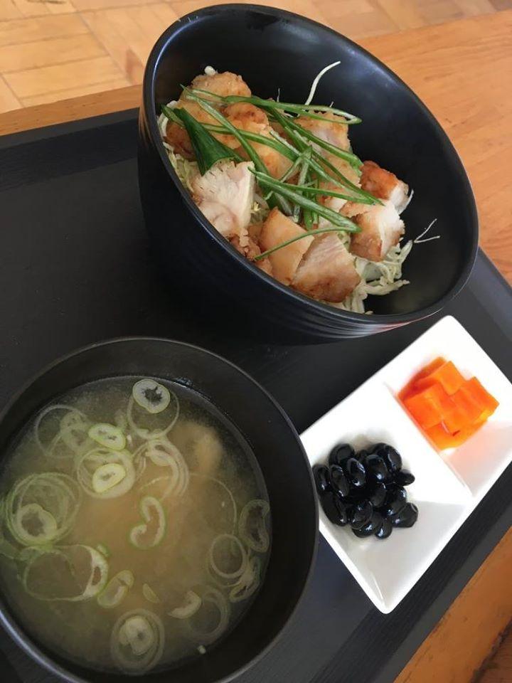 キャンパスレストランjimoto食堂