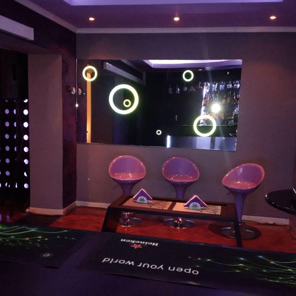Manu's Restaurante lounge