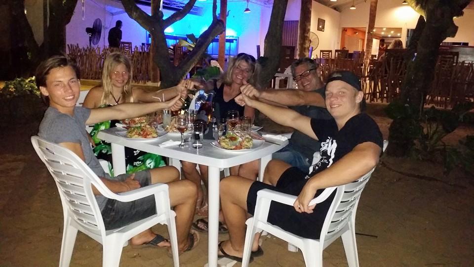 Bee Beach Family Restaurant