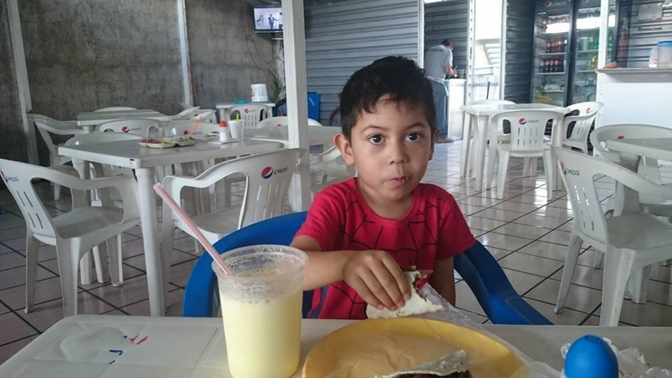 Taqueria “Todo por no estudiar”