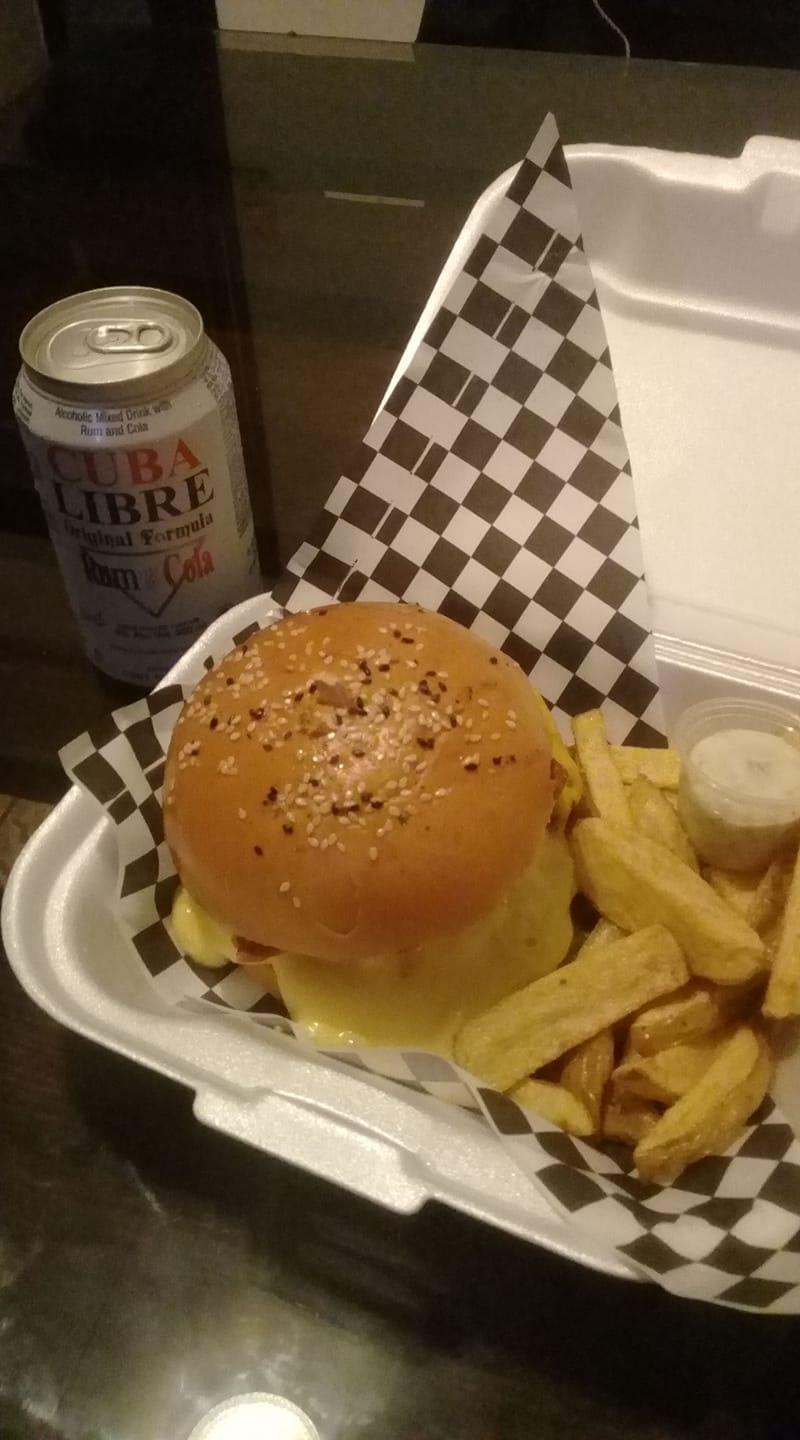 El Garaje Grill