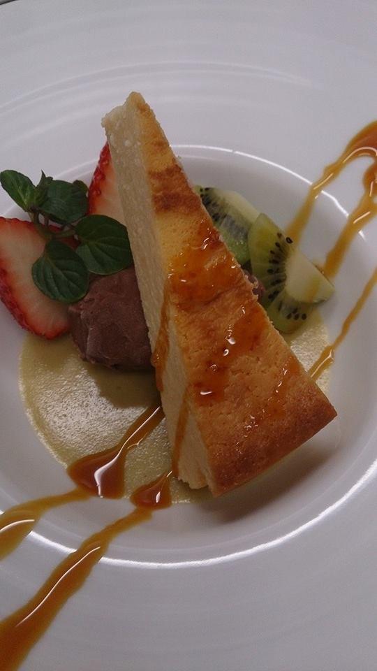 Diningcachette