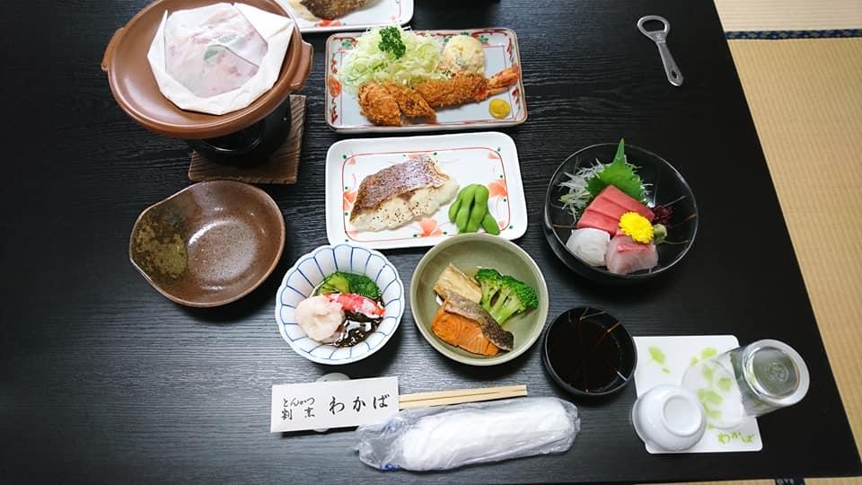 皆野駅前 わかば とんかつ・助六寿司