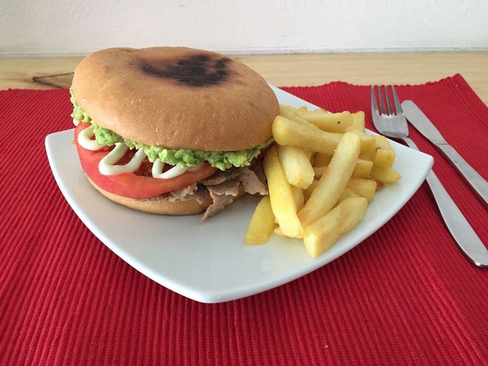 Sandwicheria el jardin del duende azul