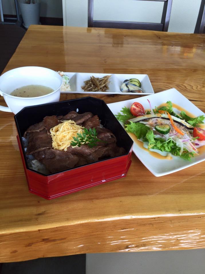 肉とやさいのレストラン かわせみ