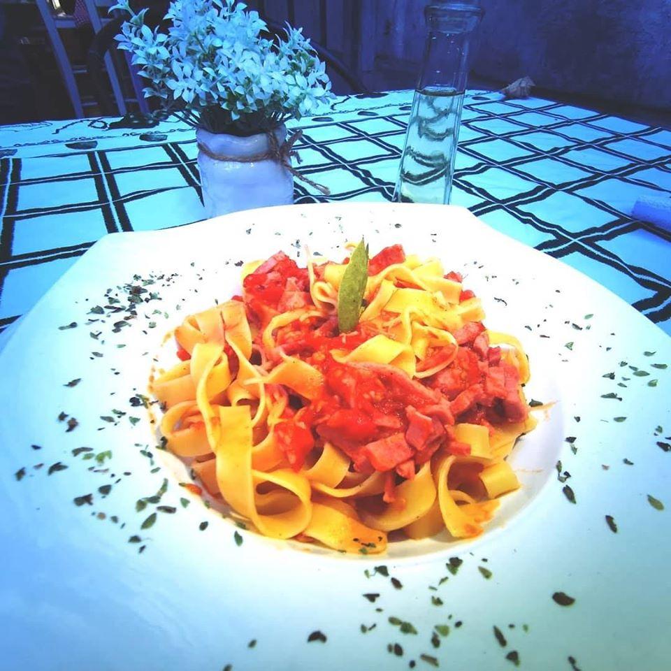 Mamma Mía Comida Italiana