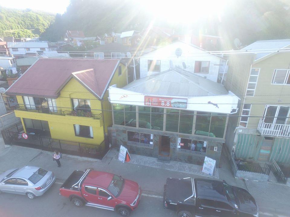 Restaurant 8.8 Caleta Tumbes