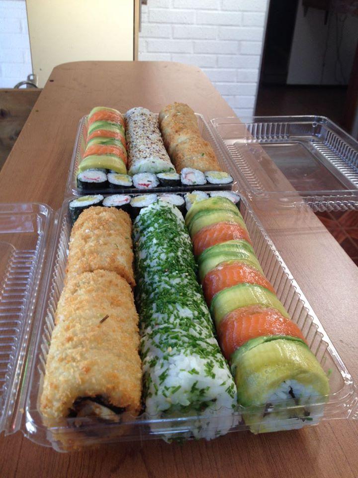 Tanuki sushi delivery