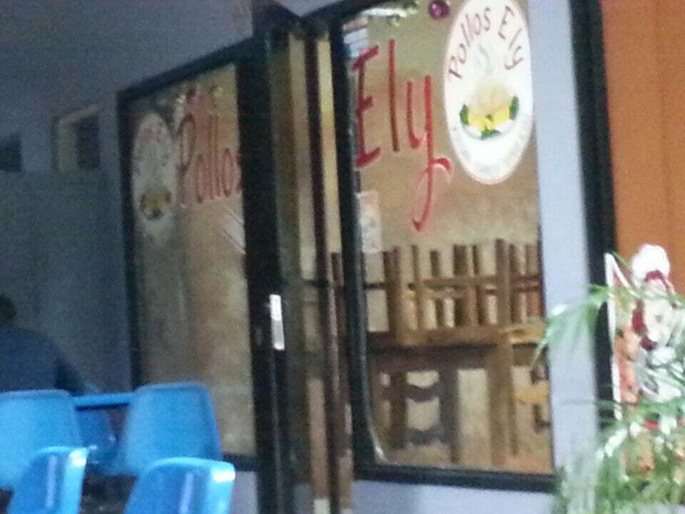 Pollos Ely