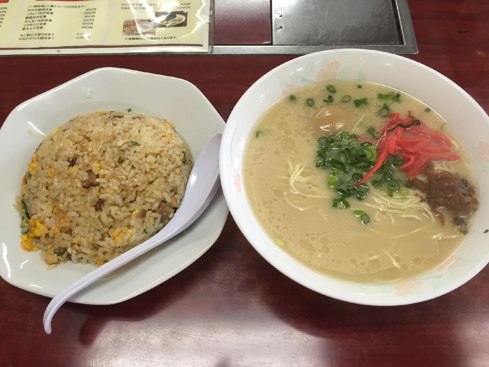 九州ら〜めん うまかもん 厚木戸田店
