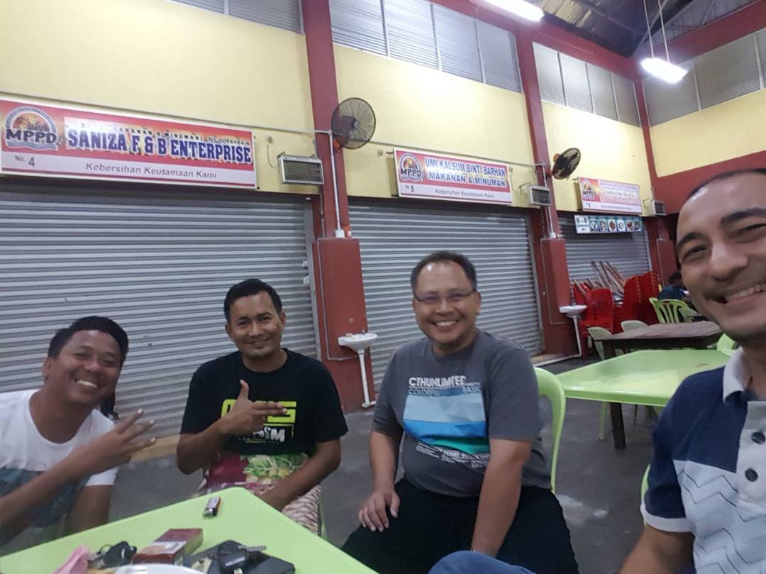 Medan Selera Taman Intan
