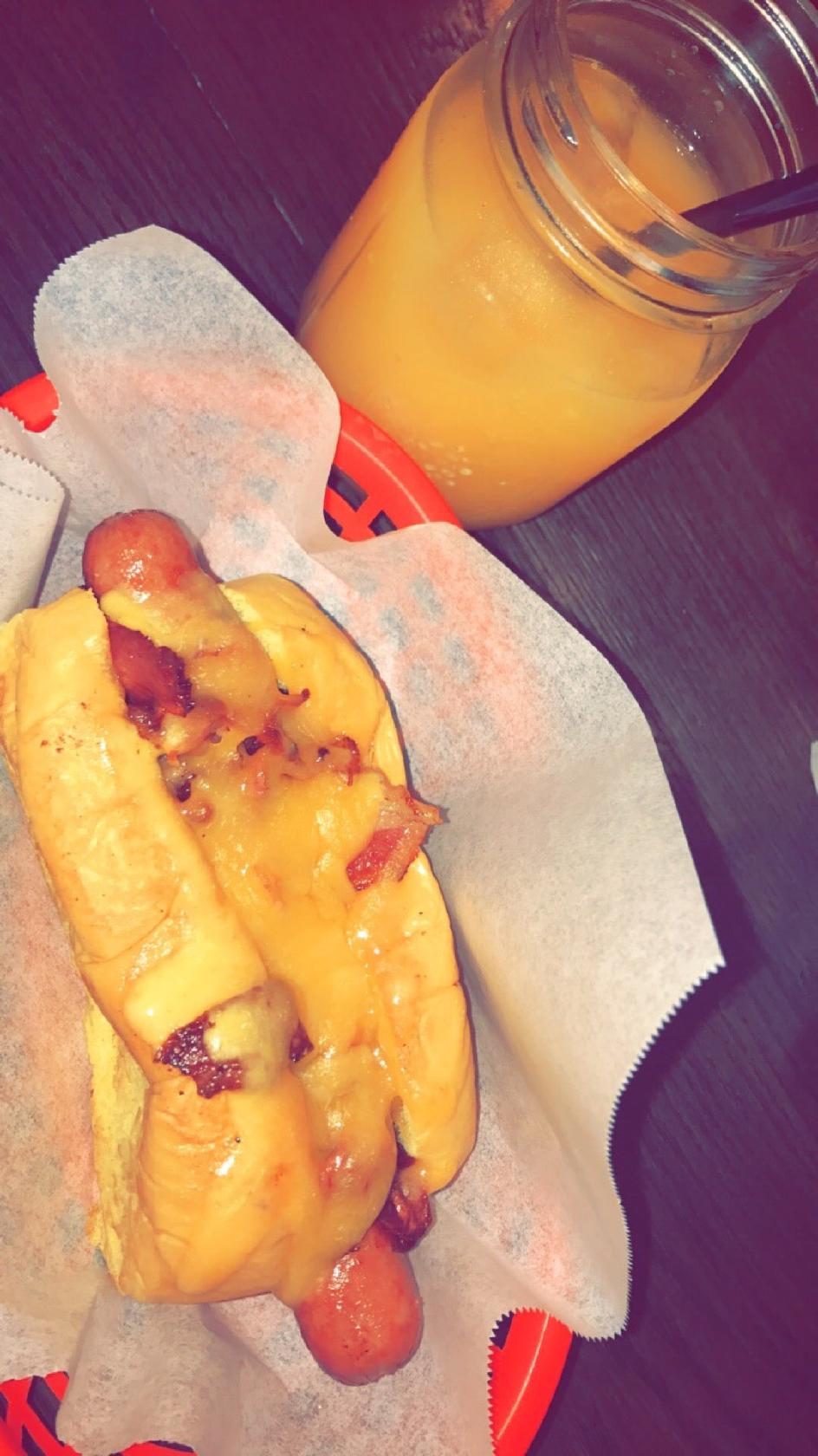 شركة مطعم كوني هوت دوق Hot Dog