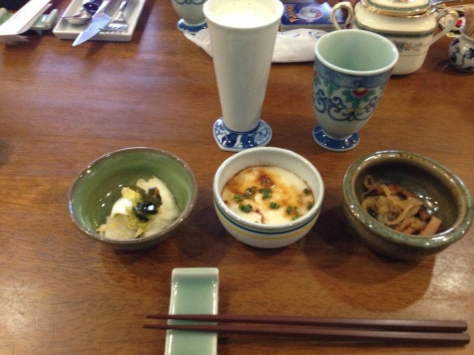 伊萬里亭