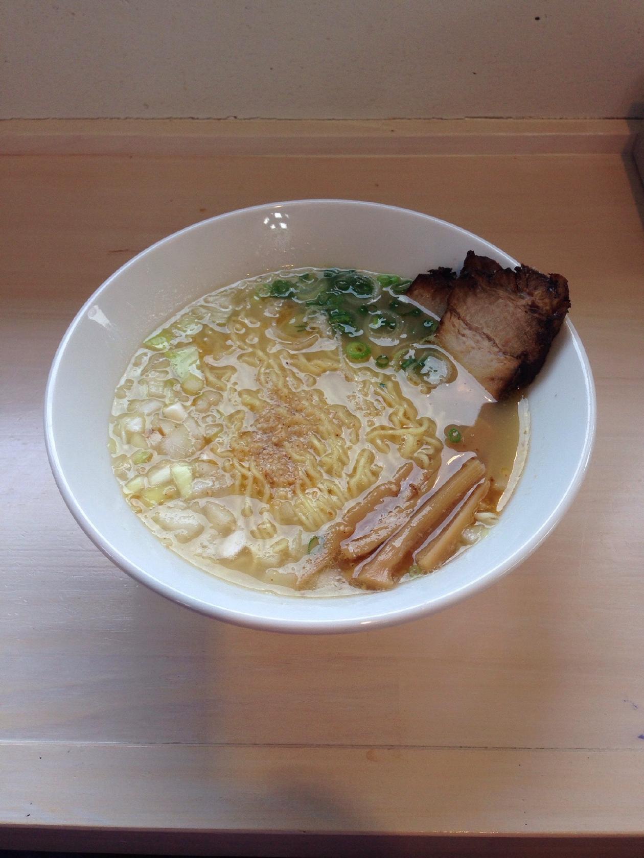 博多とんこつ 成田屋 江戸式