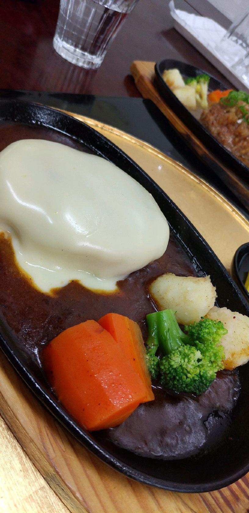 手作りハンバーグ みかげ
