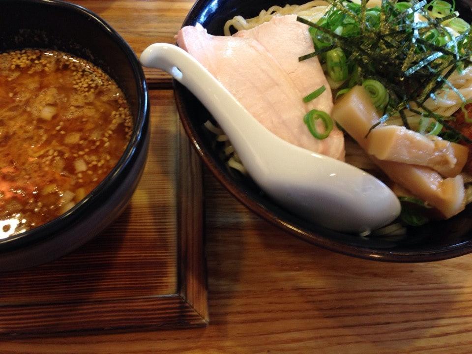 元祖奥美濃古地鶏ラーメン 神王