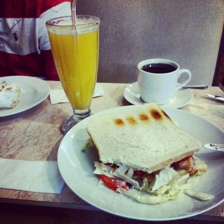 Cafe Dubai