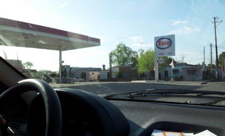 Fast Food Esso Shop Canelones