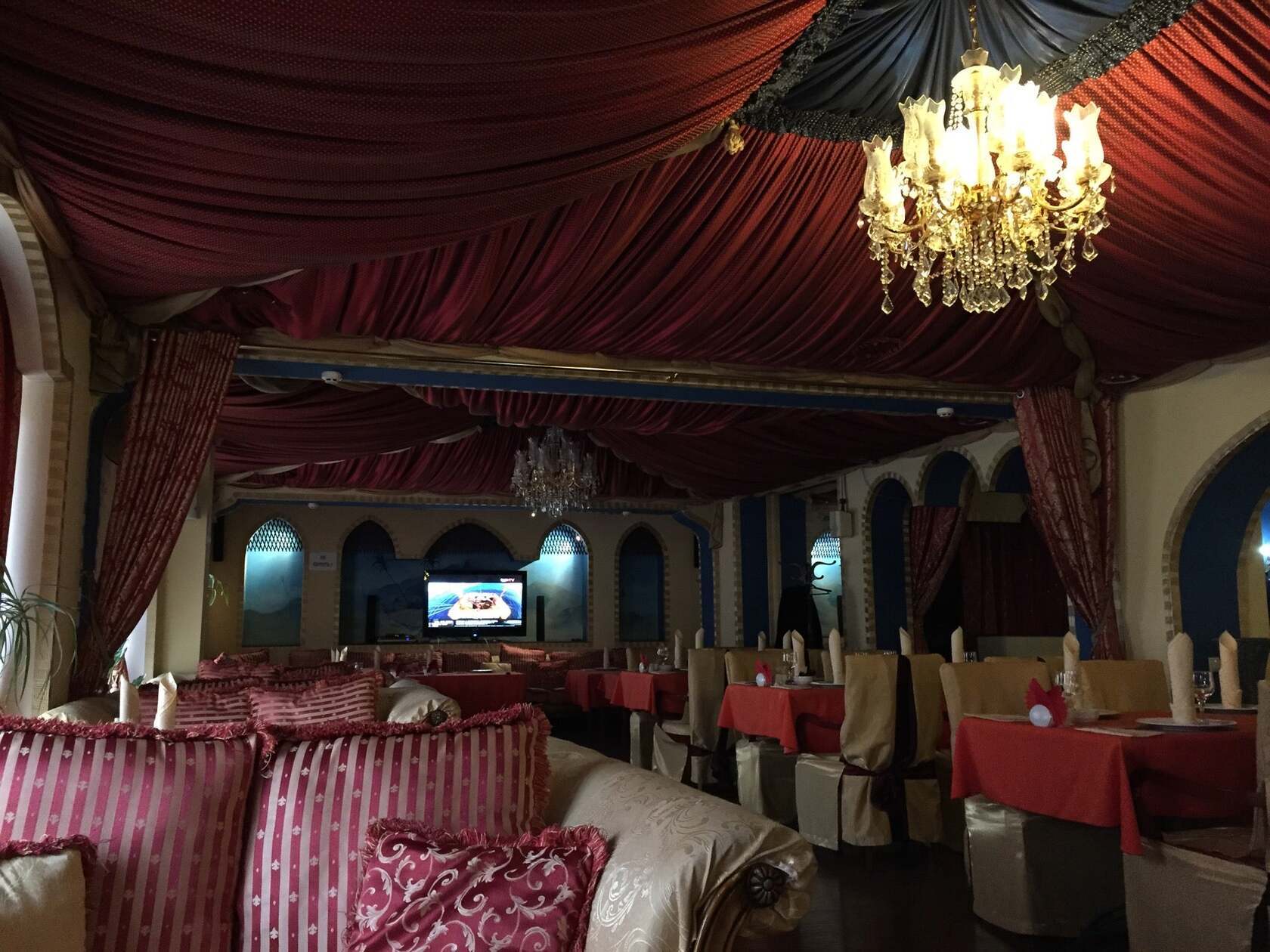 Арена lounge