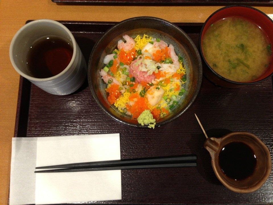 Kaisen Donburi Maguro Ichiba Akishima Moritown