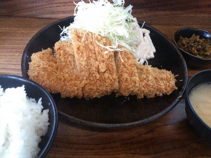 とんかつ東