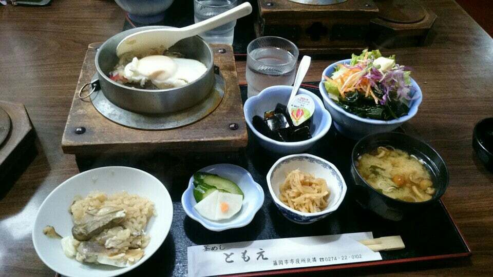 釜めし ともえ