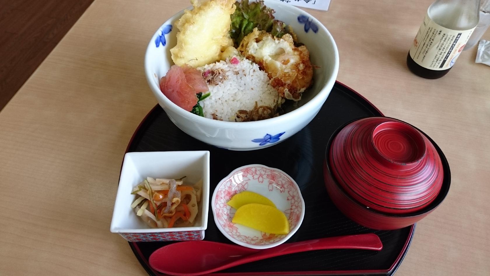 和食料亭 桑華苑 さかたり