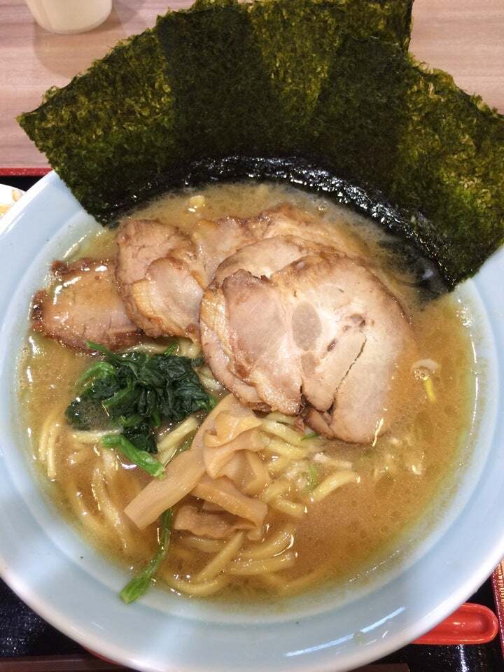 横浜とんこつラーメン 高橋家 イオン南風原店