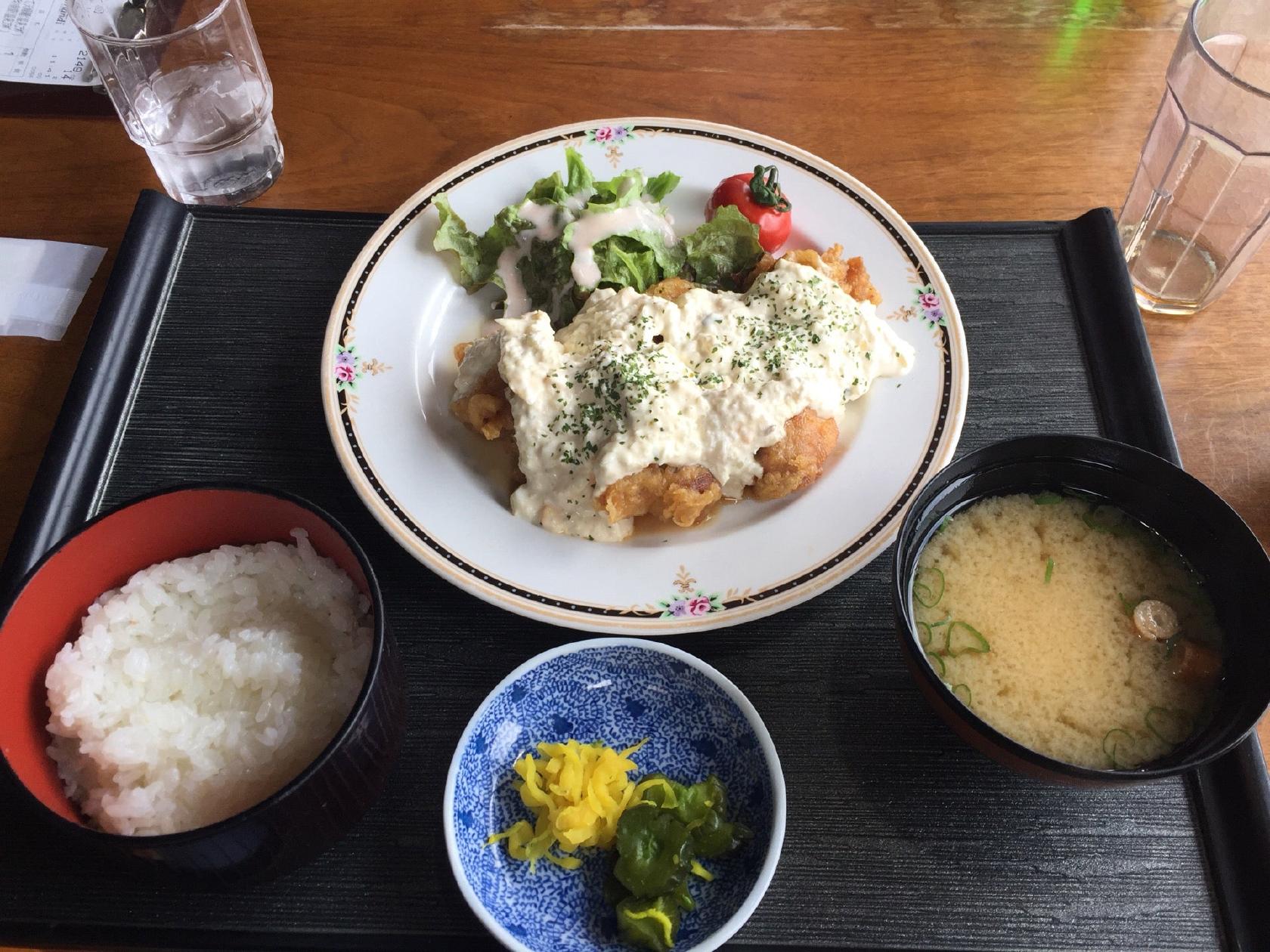 こだわりのおかず 囲み家